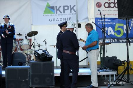 Slovesnost ob odprtju prizidka in prevzemu večnamenskega gasilskega vozila PGD Gozd (20)